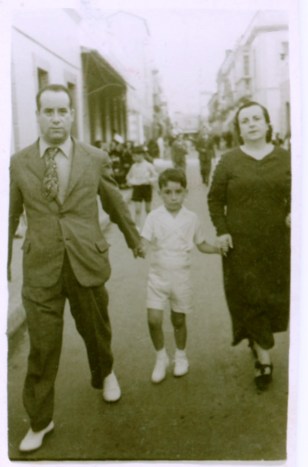 Abuelos y JManuel La Línea?